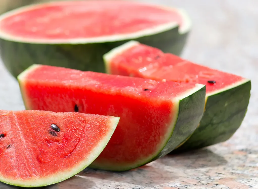 "The Effects of Consuming Watermelon Daily for Six Days on Your Body"