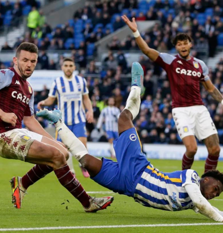 Starting lineups for Brighton vs. Aston Villa's 2023–2024 Premier League match