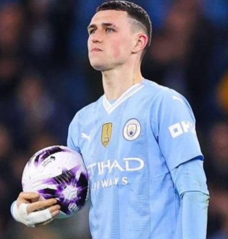 Manchester City's Foden has been awarded the title of FWA Footballer of the Year.